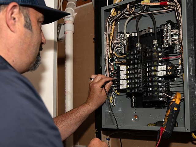 Electrical Panel & Circuit Breaker Specialists In Auburn